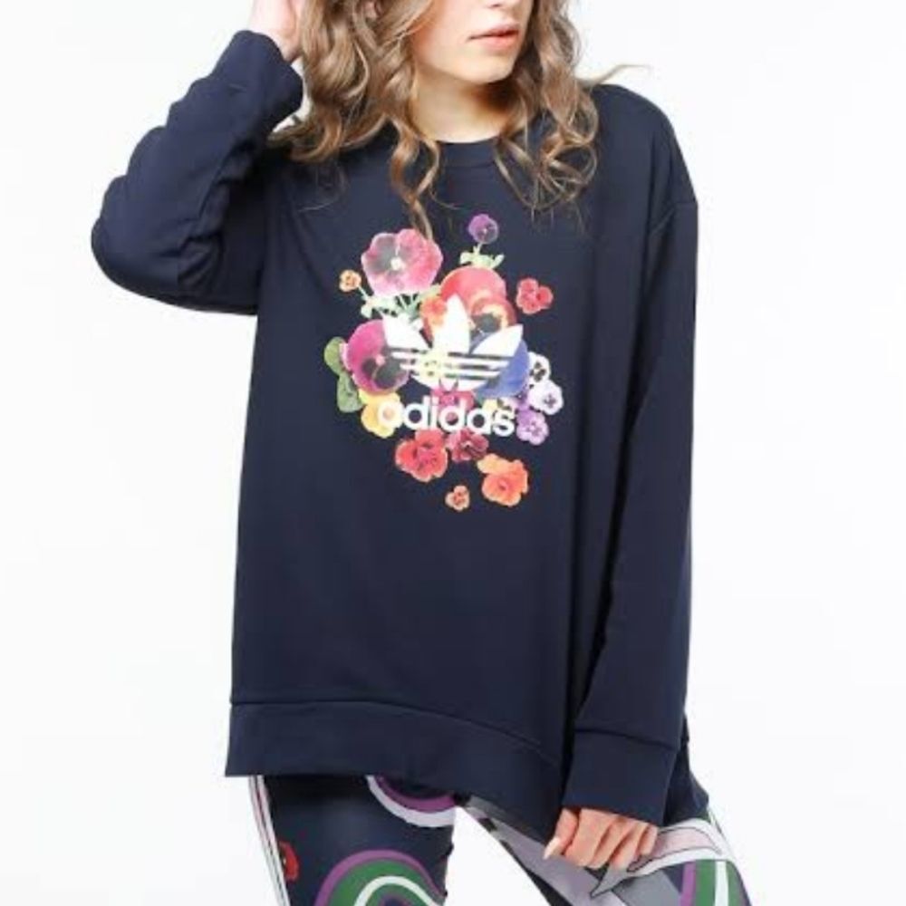 SOLD Adidas Sweatshirt - Picture 2 of 7
